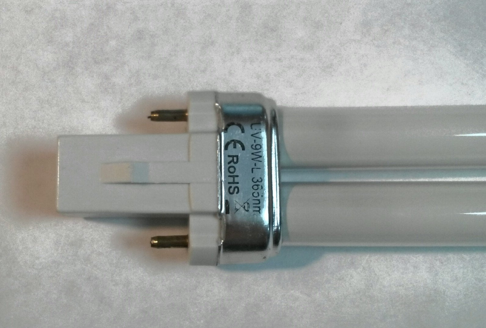 Лампочка запасная UV-9W-L 365 nm ruNail (для УФ Лампы 9W RU-808)