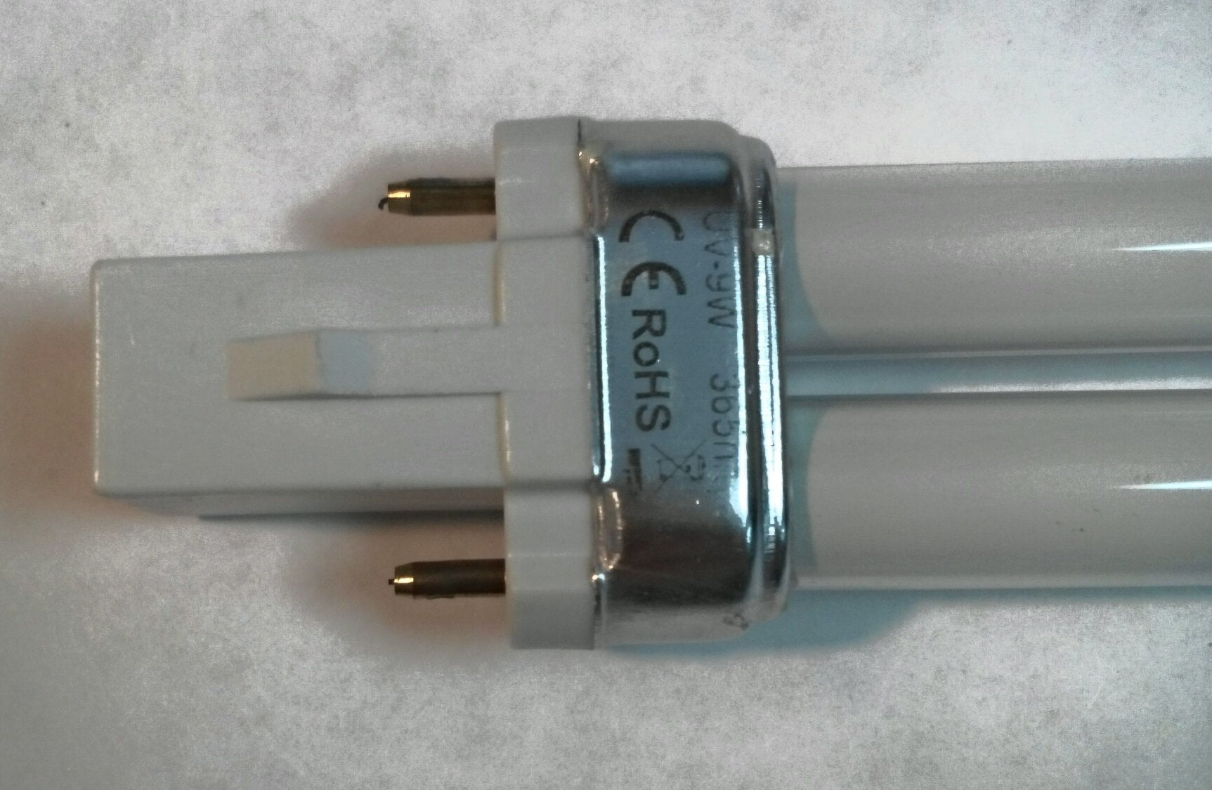 Лампочка запасная UV-9W 365nm ruNail (для УФ Лампы 36W RU-818, RU-911)
