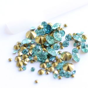 Стразы SWAROVSKI Light Turquoise, микс размеров в пакете, Crystalland, 144шт.  - NOGTISHOP
