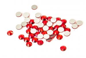 Стразы TNL Красные №06, кристаллы Swarovski 2.0 мм, 1440 шт. - NOGTISHOP